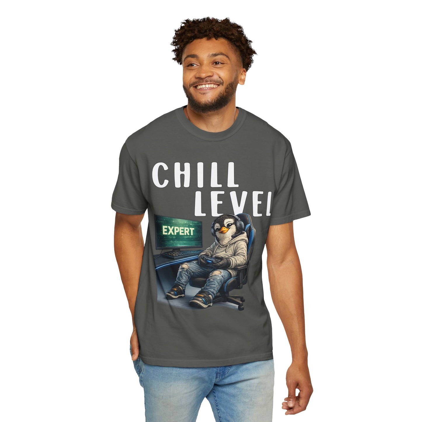 Chill Level Expert T-shirt - Penguin Series