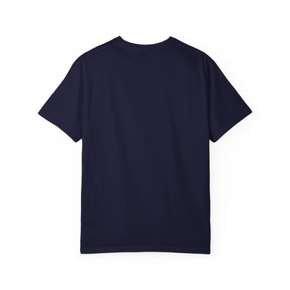 Keep Chill Carry On Girl T-shirt - Penguin Series