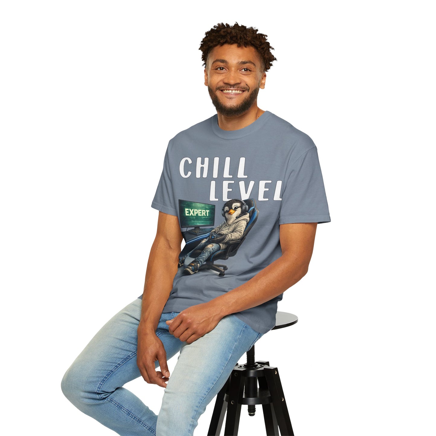 Chill Level Expert T-shirt - Penguin Series