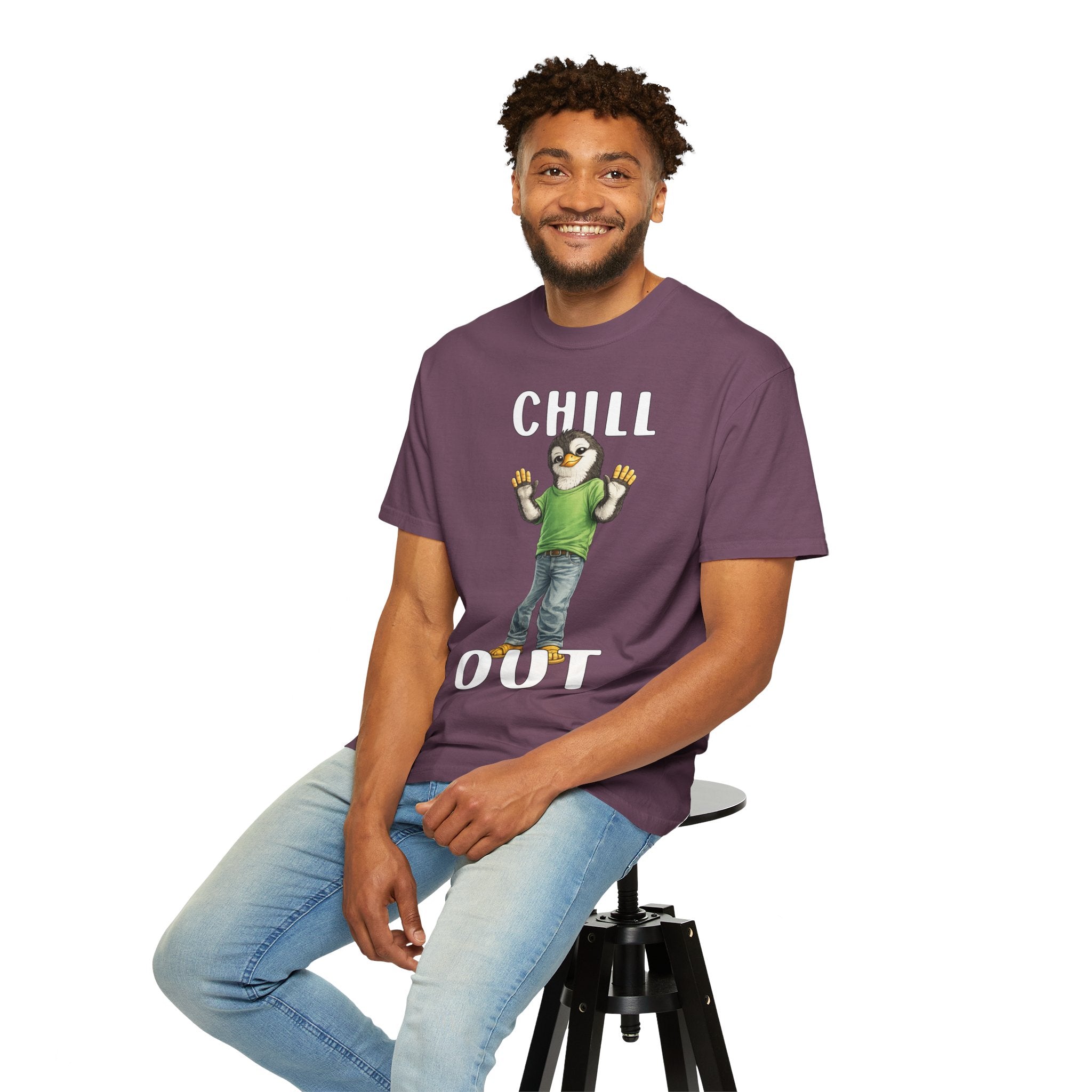 Chill Out Boy T-shirt - Penguin Series